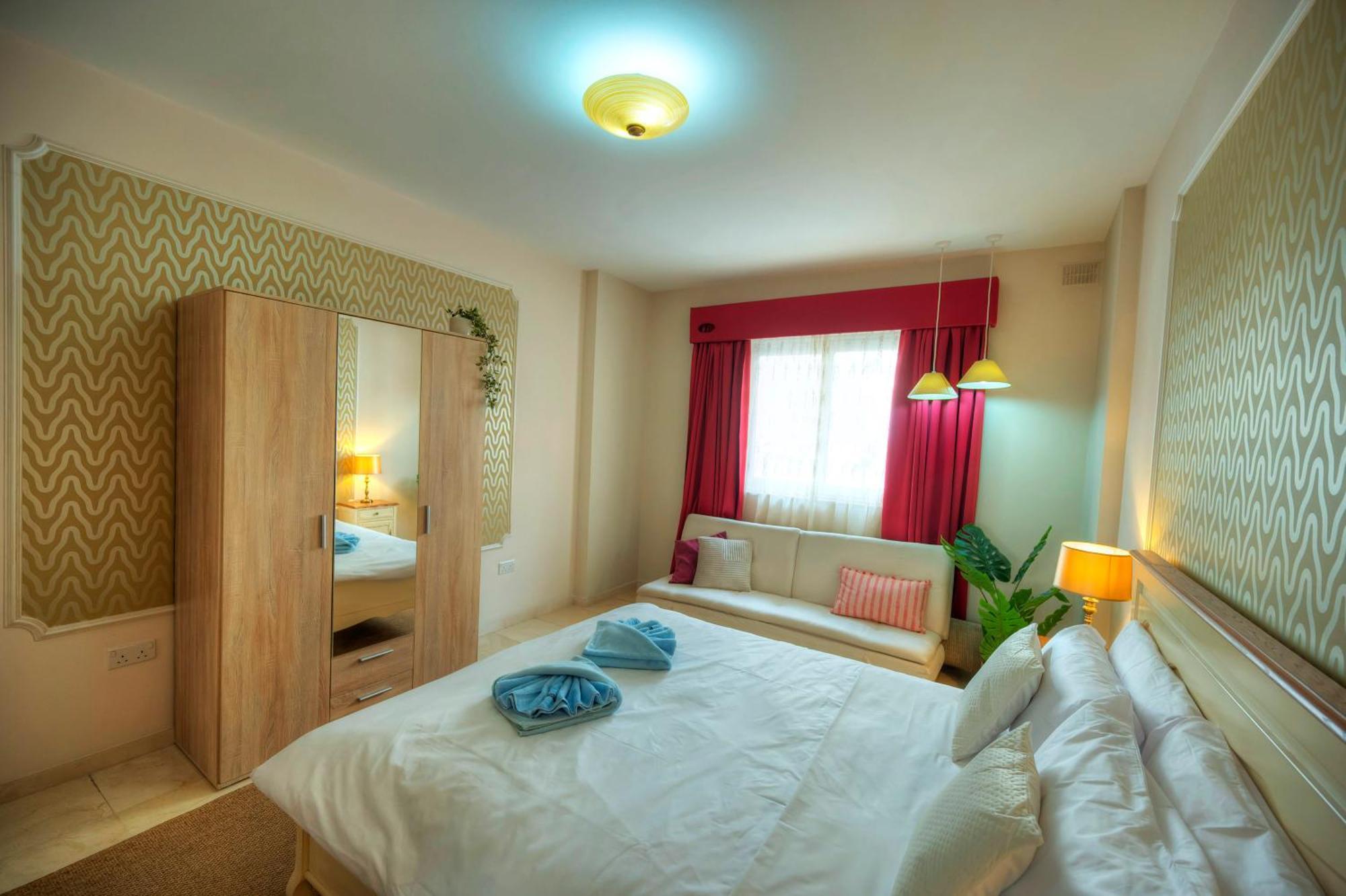 Spacious Seafront 3bedrooms, Sea View Balcony Gotax-1 Appartement *
