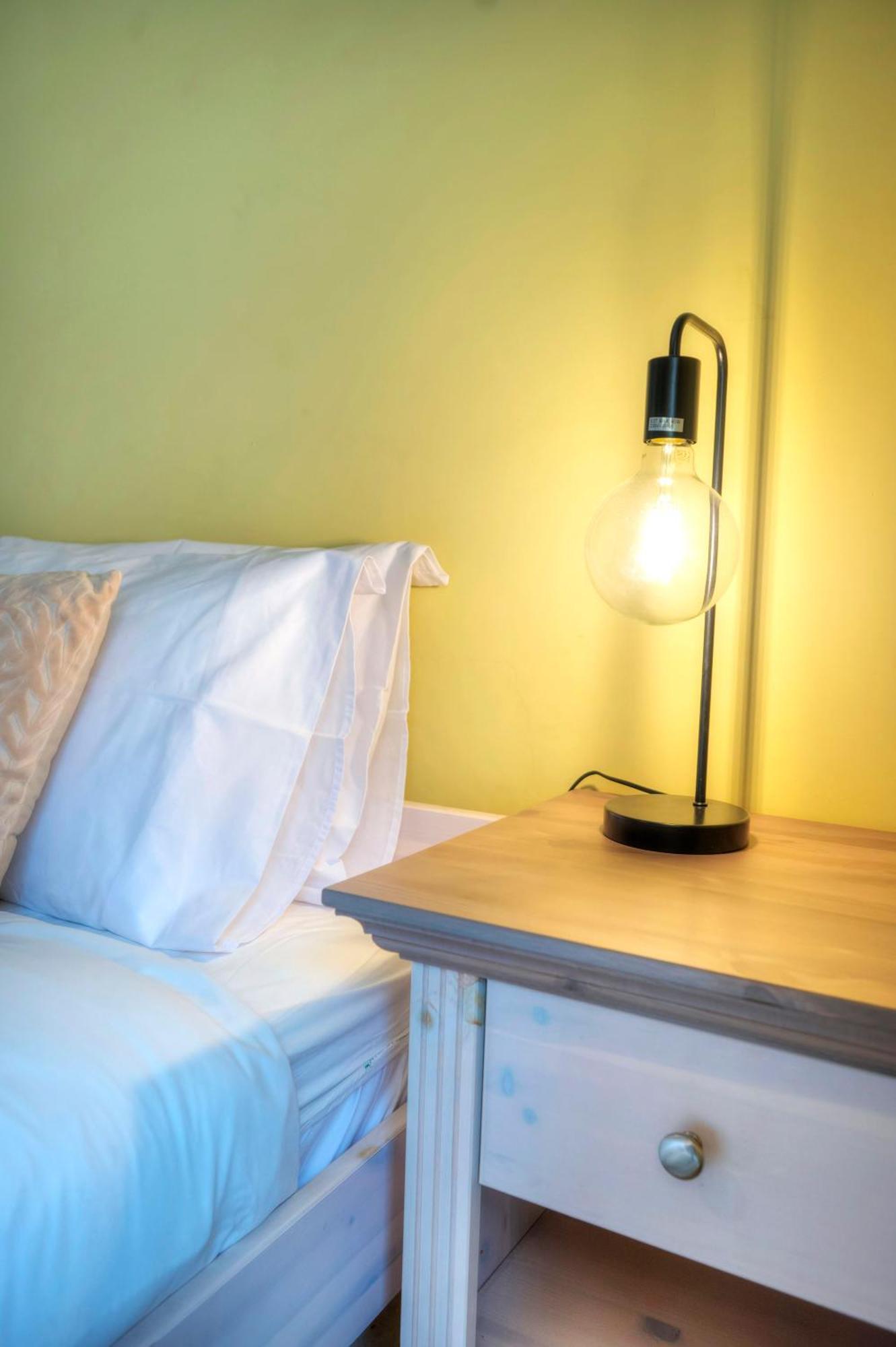 Spacious Seafront 3bedrooms, Sea View Balcony Gotax-1 *