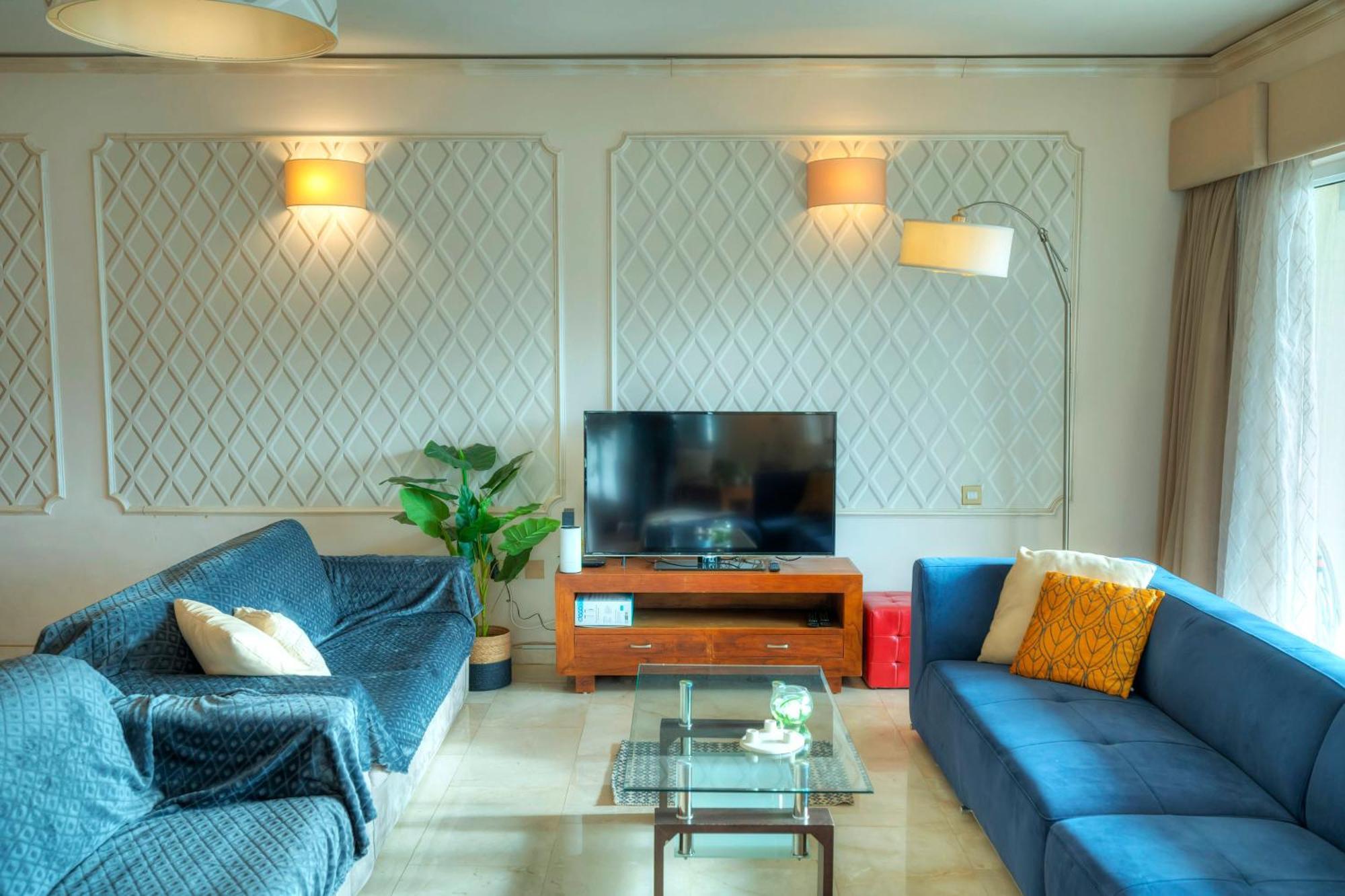 Apartment Spacious Seafront 3bedrooms, Sea View Balcony Gotax-1