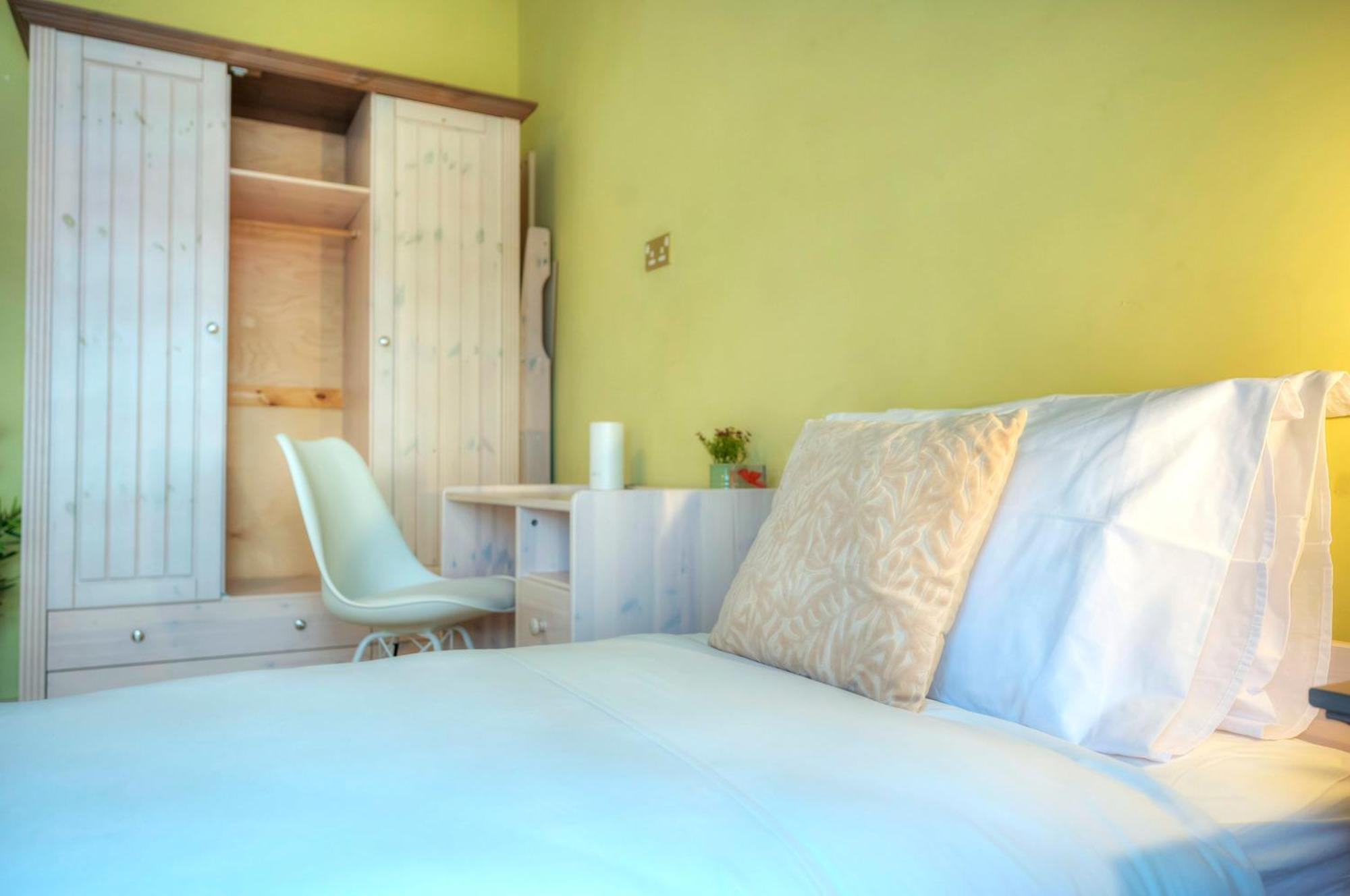 Spacious Seafront 3bedrooms, Sea View Balcony Gotax-1 Apartment Ta Xbiex